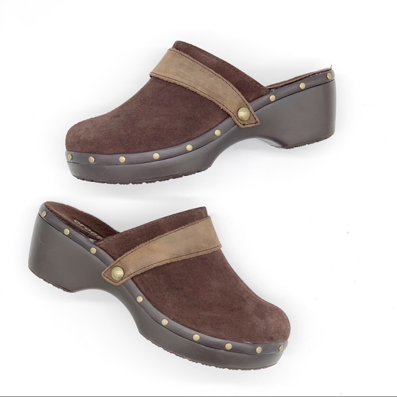 crocs cobbler suede clogs